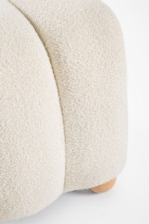 Panca "Zora" struttura in MDF rivestimento in poliestere effetto boucle'