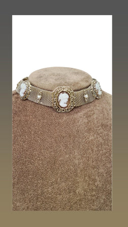 VINTAGE BIJOUX - Choker con 5 inserti in cammeo e perle