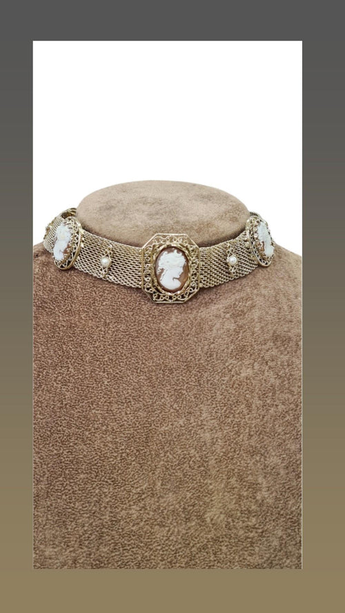 VINTAGE BIJOUX - Choker con 5 inserti in cammeo e perle