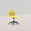 SEDIA PIOPPO H da 40 a 48,5cm, struttura nera con piedini, scocca giallo SD.GIRO.5f.GL