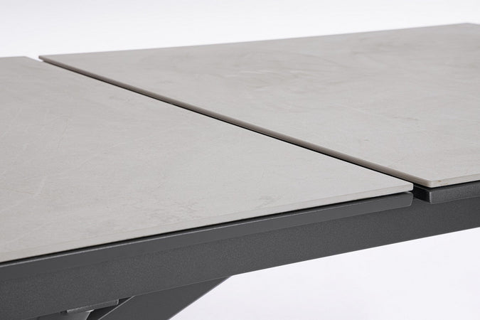 Tavolo "Pascal" allungabile struttura in alluminio verniciato a polvere 200-260 x h 76 cm