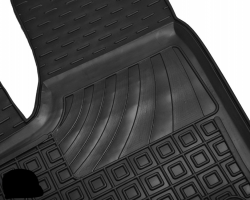 Tappetini di gomma su misura per Toyota Land Cruiser 300 (2021+)