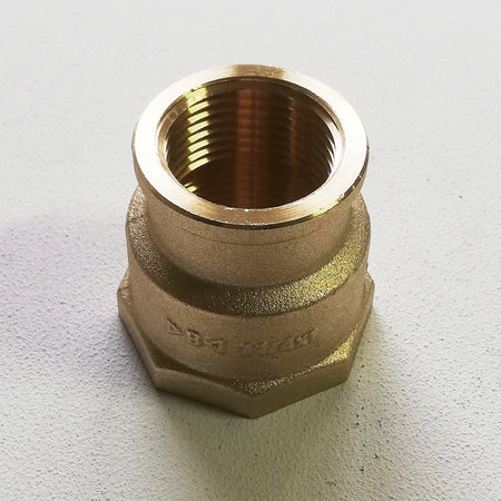 Manicotto ridotto da 1''1/2x1"1/4 FF in ottone