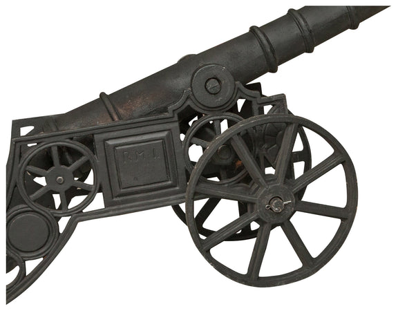Biscottini Cannone ornamentale in fusione di ghisa L150xPR39xH65 cm finitura nera anticata