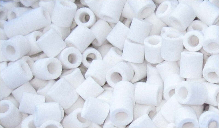 250 GR CANNOLICCHI IN VETRO SINTETIZZATO CON CALZA PER ACQUARIO CERAMICA ATTIVA Prodotti per animali domestici/Pesci e animali d'acqua/Pompe e filtri/Accessori filtraggio Trade Shop italia - Napoli, Commerciovirtuoso.it
