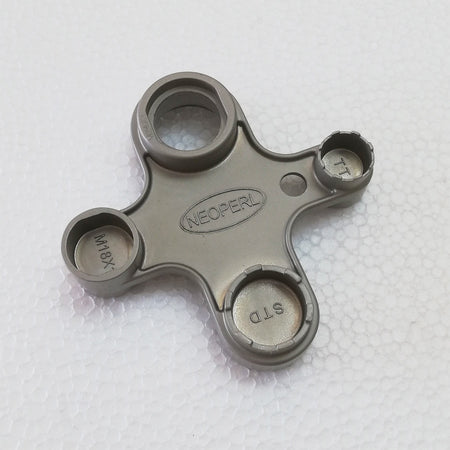 Chiave di montaggio universale per aeratori