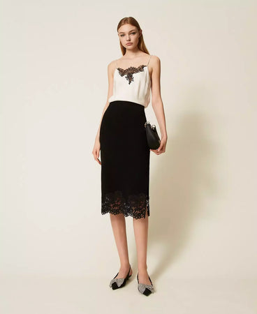 Twinset Gonna longuette in maglia con pizzo