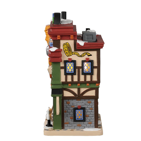 Sartoria Churchill's , edificio luminoso per villaggio di Natale in Porcellana‎