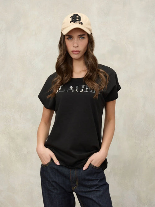 GUESS T-shirt Donna GJ SS CN BOXY MINI TRIANG TEE W4YI05 K8HM0 A71W Bl GUESS T-shirt Donna GJ SS CN BOXY MINI TRIANG TEE W4YI05 K8HM0 A71W Bl