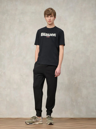 T-shirt Uomo Blauer Ernst 26SBLUH02299 con logo frontale – Nero