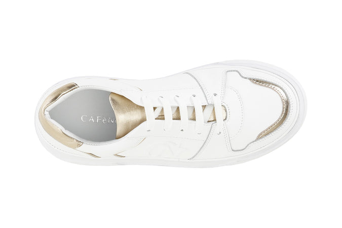 SNEAKERS IN PELLE CON LOGO IN RILIEVO
