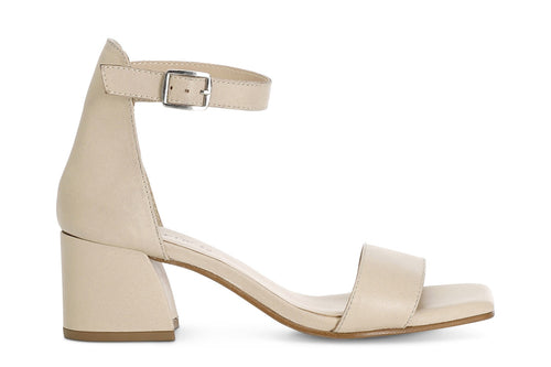 SANDALO IN PELLE CON TOPPONE