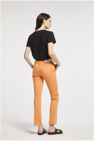 PANTALONE CHINO TINTO CAPO