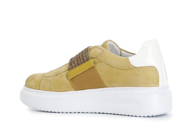 SNEAKERS IN CAMOSCIO CON FASCIA STRASS