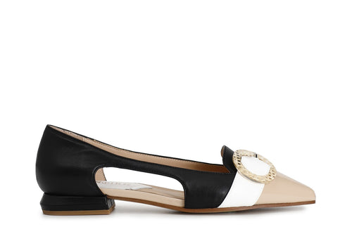 BALLERINA CON FIBBIA IN PELLE E PUNTA EFFETTO VERNICE