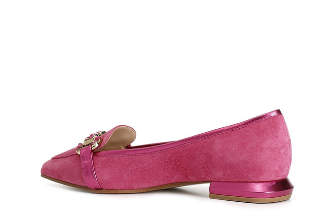MOCASSINO IN PELLE SCAMOSCIATA CON MORSETTO STRASS