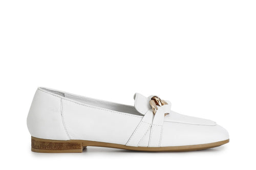 MOCASSINO IN PELLE CON MORSETTO CATENA
