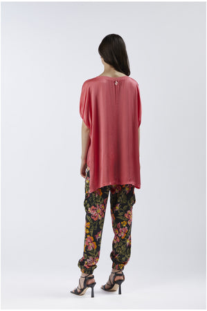 BLUSA OVERSIZE CON SCOLLO A V