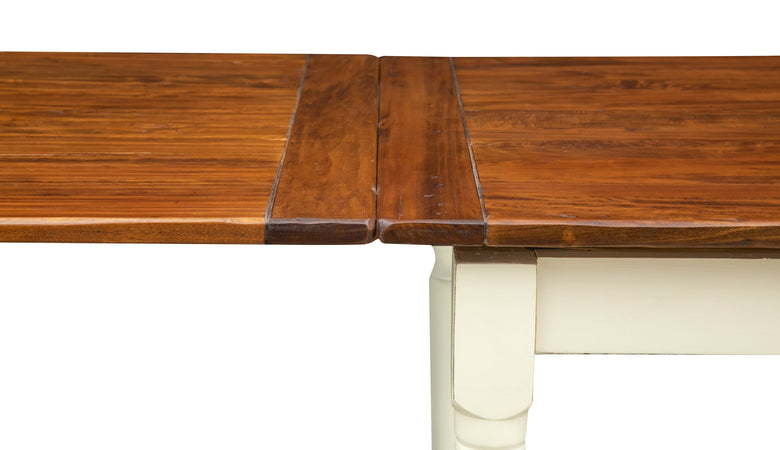 Biscottini Tavolo allungabile Country con struttura bianca anticata piano noce in legno massello di tiglio Made in Italy