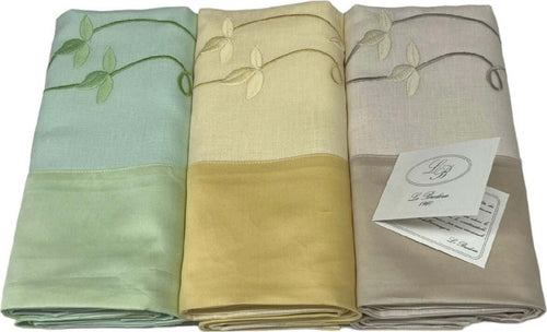 3 Asciugamani E 3 Ospiti Di 100% Lino Ricamato Con Bordo Di Raso In Cotone Art. Trifoglio Broderie Casa e cucina/Tessili per la casa/Biancheria da bagno/Asciugamani/Set di asciugamani Biancheria Arredo Home - Nola, Commerciovirtuoso.it