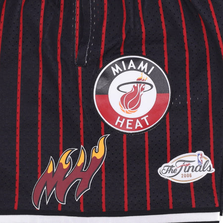 MITCHELL &amp; NESS Pantaloncino Basket Uomo Nba Hometown Mesh Short Hardwood Classics Miahea Black/red da uomo