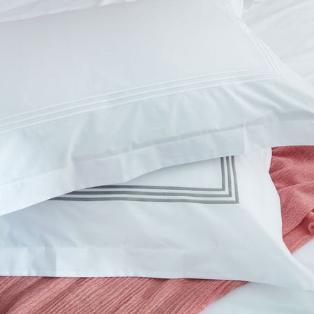 Completo lenzuola matrimoniale in percalle Zoe Biancoperla