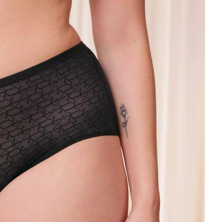 Triumph Slip da Donna Maxi Signature Sheer S28 - Passarelli Biancheria