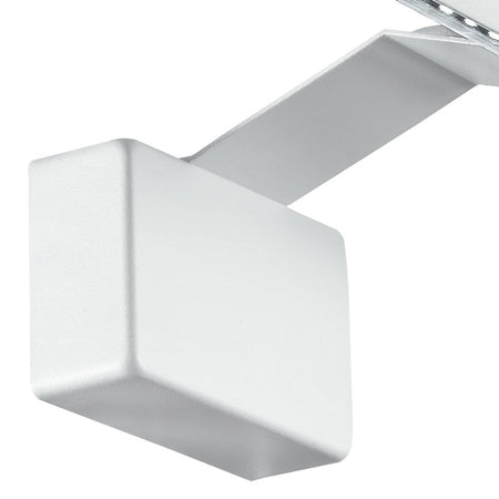Applique moderna dal colore bianco con luce led 5 watt 3500 kelvin