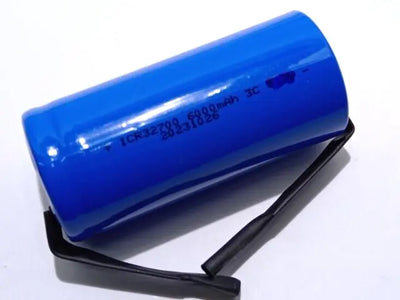 Batteria 32700 32650 Ricaricabile 6000mah 3,2V lifepo4 3C Linguetta Saldabili Pacco Batteria