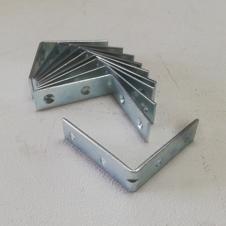 Lastrina ad angolo di rinforzo 50x50x15mm - 10pz