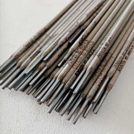 Elettrodo rutile INE 45 E6013 da 2,5 x 300mm colore grigio per la saldatura di acciaio al carbonio - 230pz