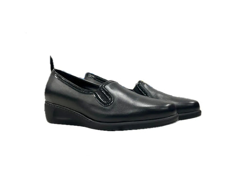 CONFORT Scarpa slip on donna in pelle nera con elastici C3I2250