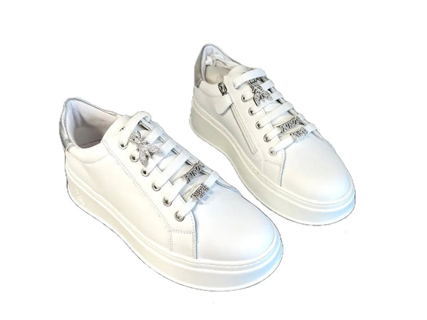 PATRIZIA PEPE Sneaker donna in pelle bianca e logo in metallo con strass