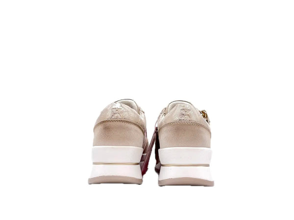 XTI Sneakers donna beige traforate con zip