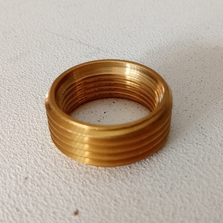 Ghiera riduzione da 1/2" x 3/8" ad anello in ottone giallo