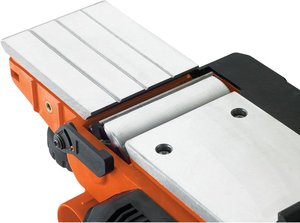 Black & Decker pialletto da 650W modello KW712-QS