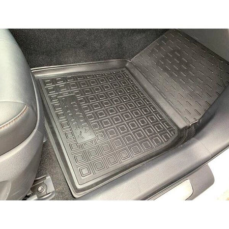 Tappetini di gomma per Toyota Camry V70 (2018+...)