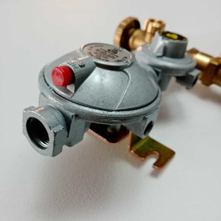 Mini centralina doppio stadio per due bombole gas gpl per caldaia e scaldabagno