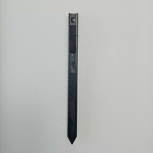 Medid Black 30° coltello cutter taglierino professionale da 9mm corpo in metallo