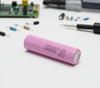 1 BATTERIA SAMSUNG 18650 INR-35E 3500mAh 3,7V LITIO SVAPO TESTA PIATTA  PACCO BATTERIA RICAMBIO TORCIA