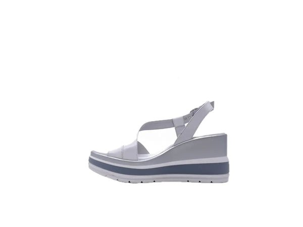 NERO GIARDINI Sandali donna con zeppa in pelle bianca
