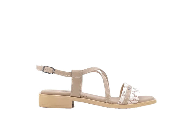 NERO GIARDINI Sandali bassi donna in pelle beige e nocciola
