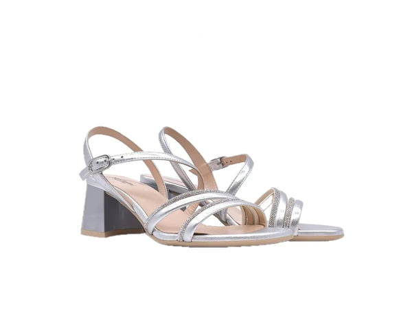 NERO GIARDINI Sandali donna in pelle laminata argento