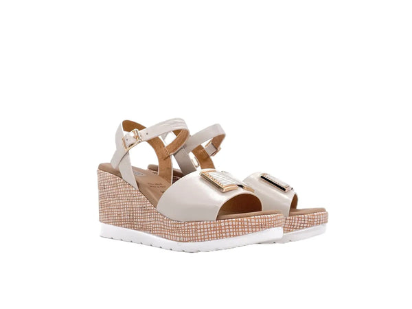 MODA ITALIA Sandali donna in pelle colore avorio con zeppa