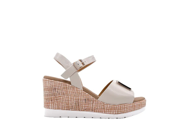 MODA ITALIA Sandali donna in pelle colore avorio con zeppa