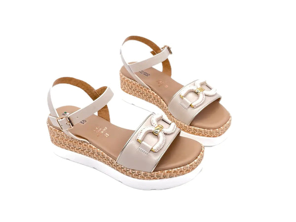 STUDIO MODA Sandali donna con zeppa in pelle avorio