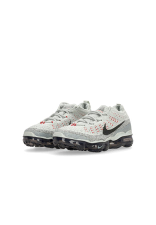 Nike Scarpa Bassa Uomo Air Vapormax 2023 Flyknit Light Silver/smoke Grey/picante Red da uomo