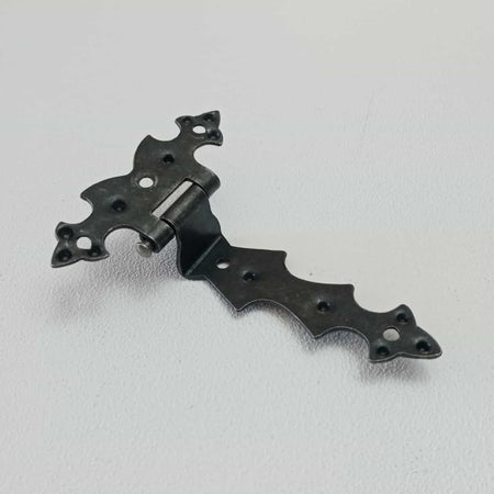 Cerniera ferro battuto battente 68x95mm