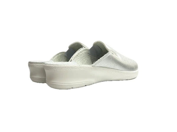 INBLU Ciabatta chiusa con elastici donna argento
