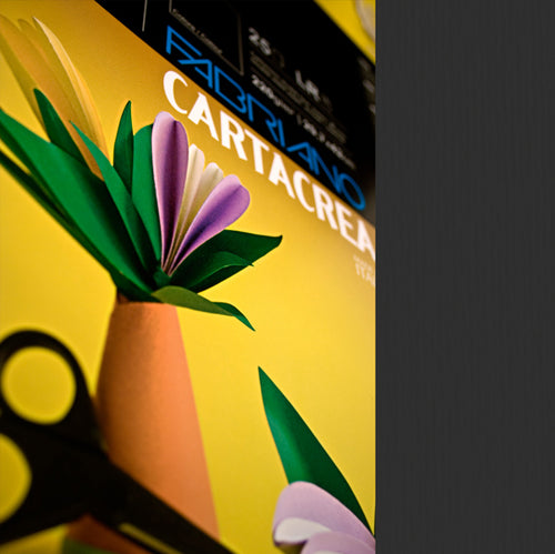 Blister 10Fg Cartoncino 35X50Cm 220Gr Nero Cartacrea Fabriano